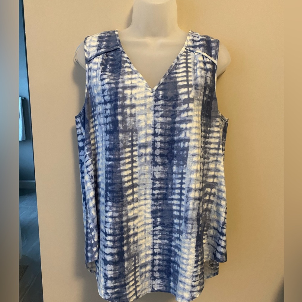 Vince Camuto Sleeveless Tie Dye Size Medium